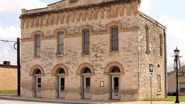 The Old Post Office Building in Round Rock, Texas, United States was built in